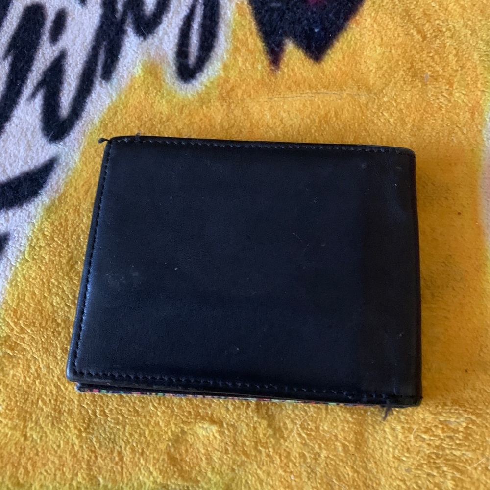 Unique wallet - Picture 3 of 3